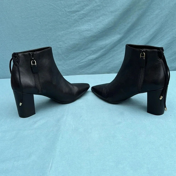 NWOT - Stuart Weitzman Tieback 75 POINTY Block Bootie BLACK LEATHER 6.5B Women - Picture 4 of 9